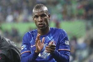 邮报：因伊萨克可能离队，纽卡有意杰克逊并考虑沃特金斯