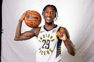 谁还有梦想？罗林斯和昆顿-杰克逊 连续生涯得分新高打懵勇士